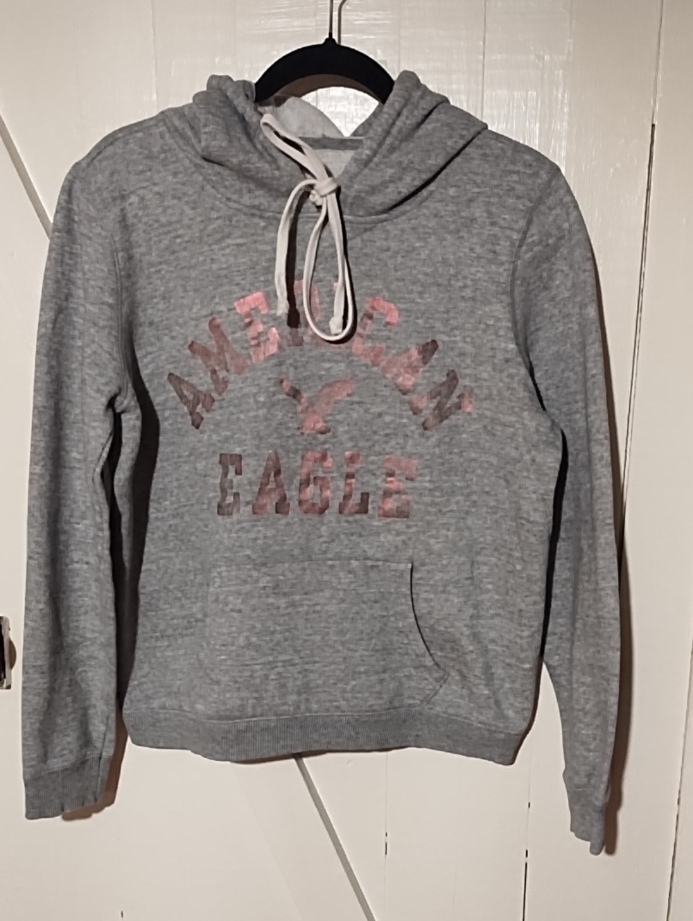 American Eagle Gray Pullover Hoodie with Pink Logo Large.